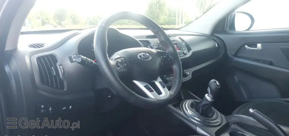 KIA Sportage 1.7 CRDI 2WD Dream-Team Edition