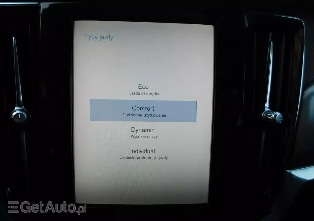 VOLVO V90 T5 Momentum