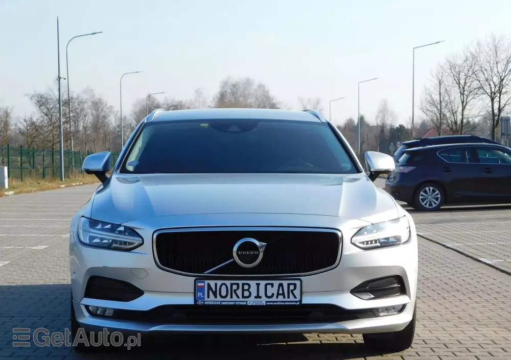 VOLVO V90 T5 Momentum