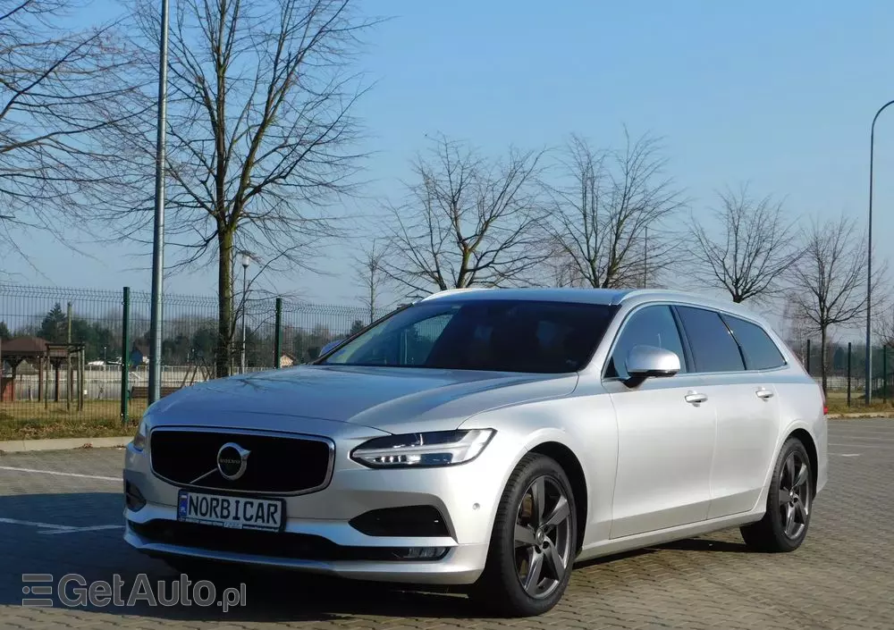 VOLVO V90 T5 Momentum