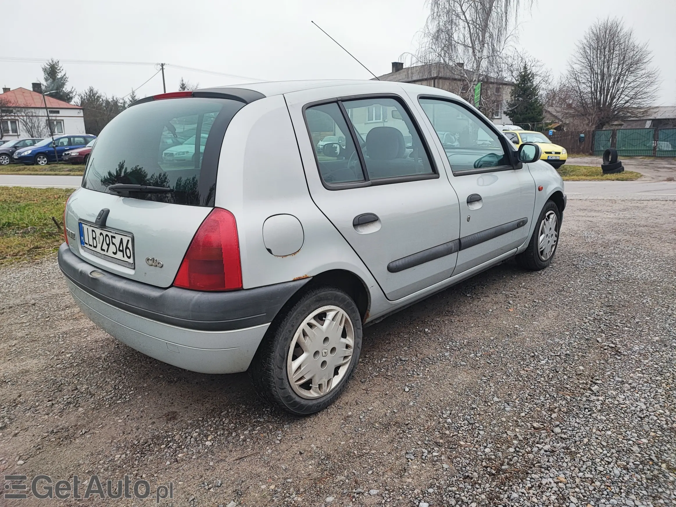 RENAULT Clio 