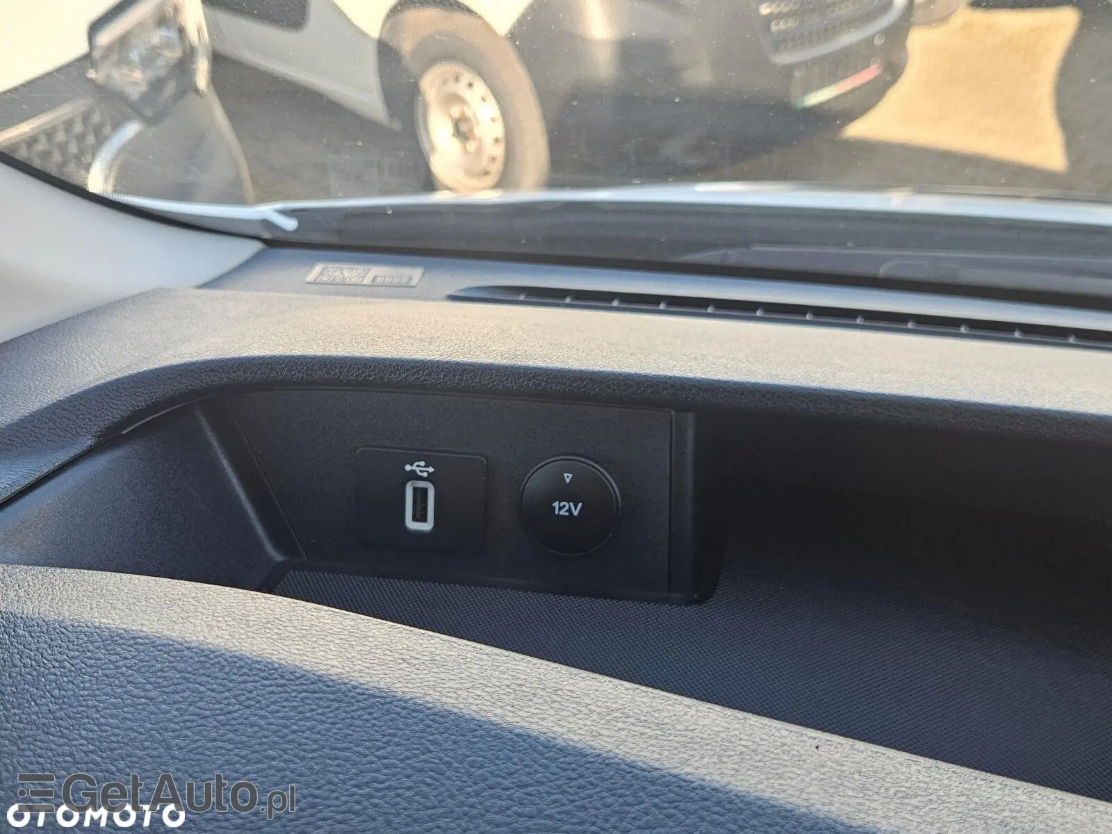 FORD Transit L4H3 Limited