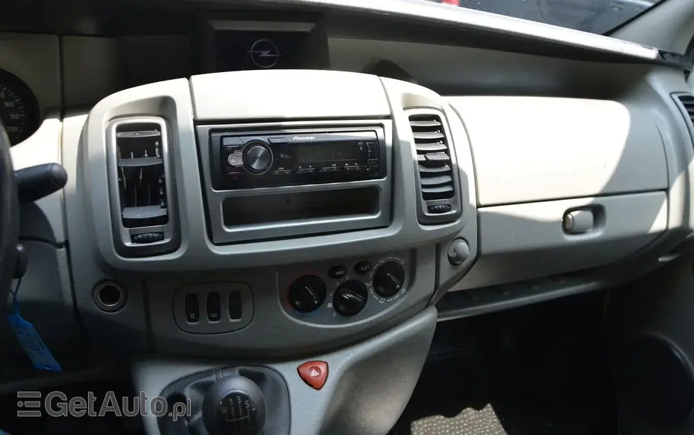 OPEL Vivaro 