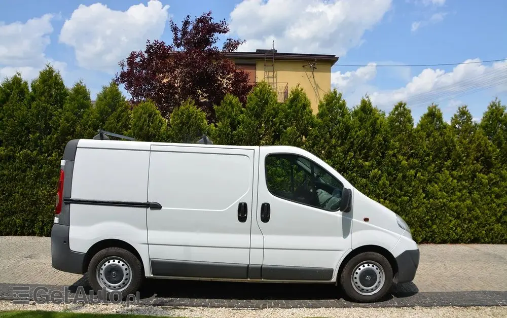 OPEL Vivaro 