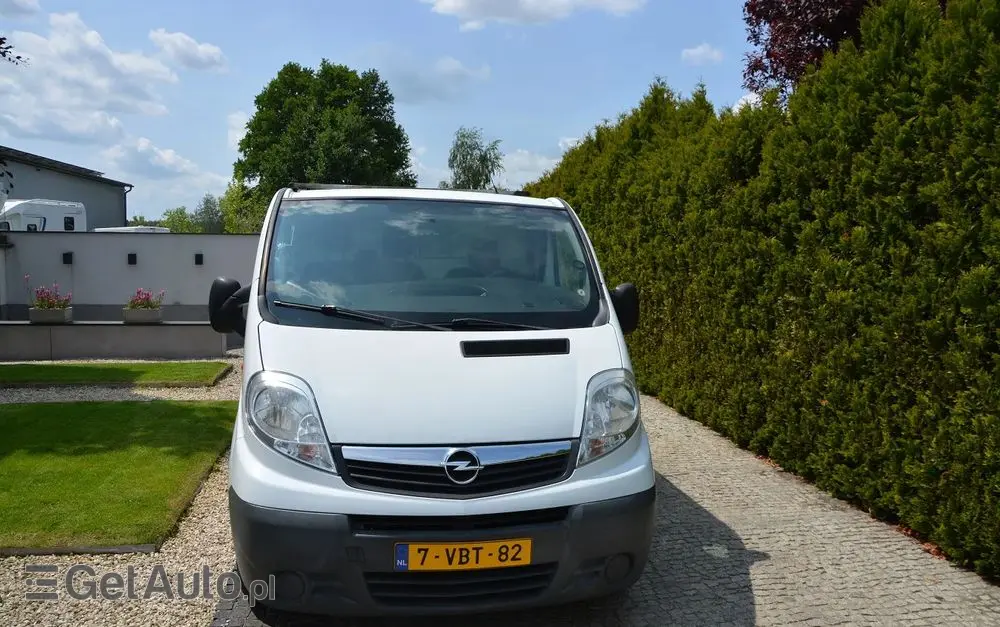 OPEL Vivaro 