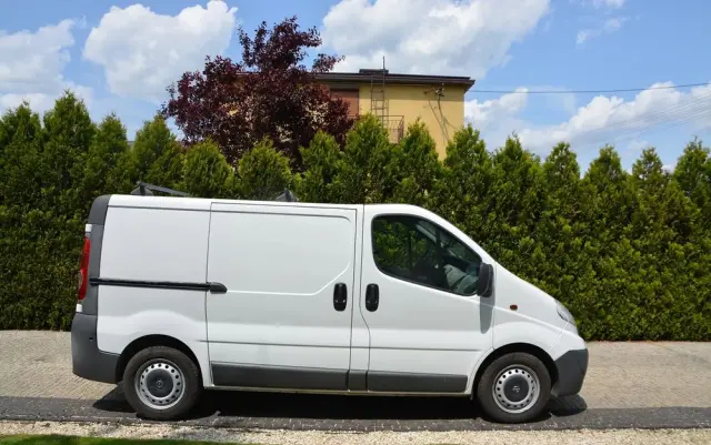OPEL Vivaro 