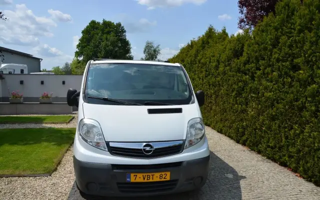 OPEL Vivaro 