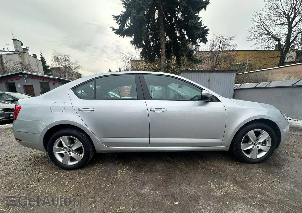 SKODA Octavia 1.0 TSI Ambition