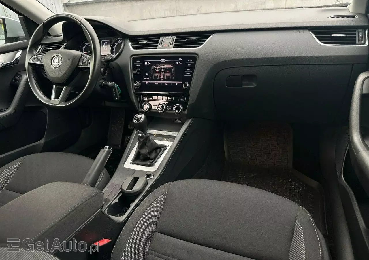 SKODA Octavia 1.0 TSI Ambition