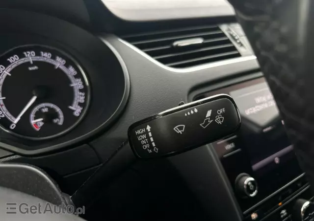 SKODA Octavia 1.0 TSI Ambition