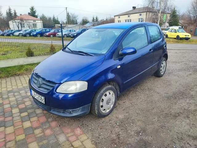 VOLKSWAGEN Fox Basis