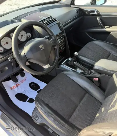 PEUGEOT 407 