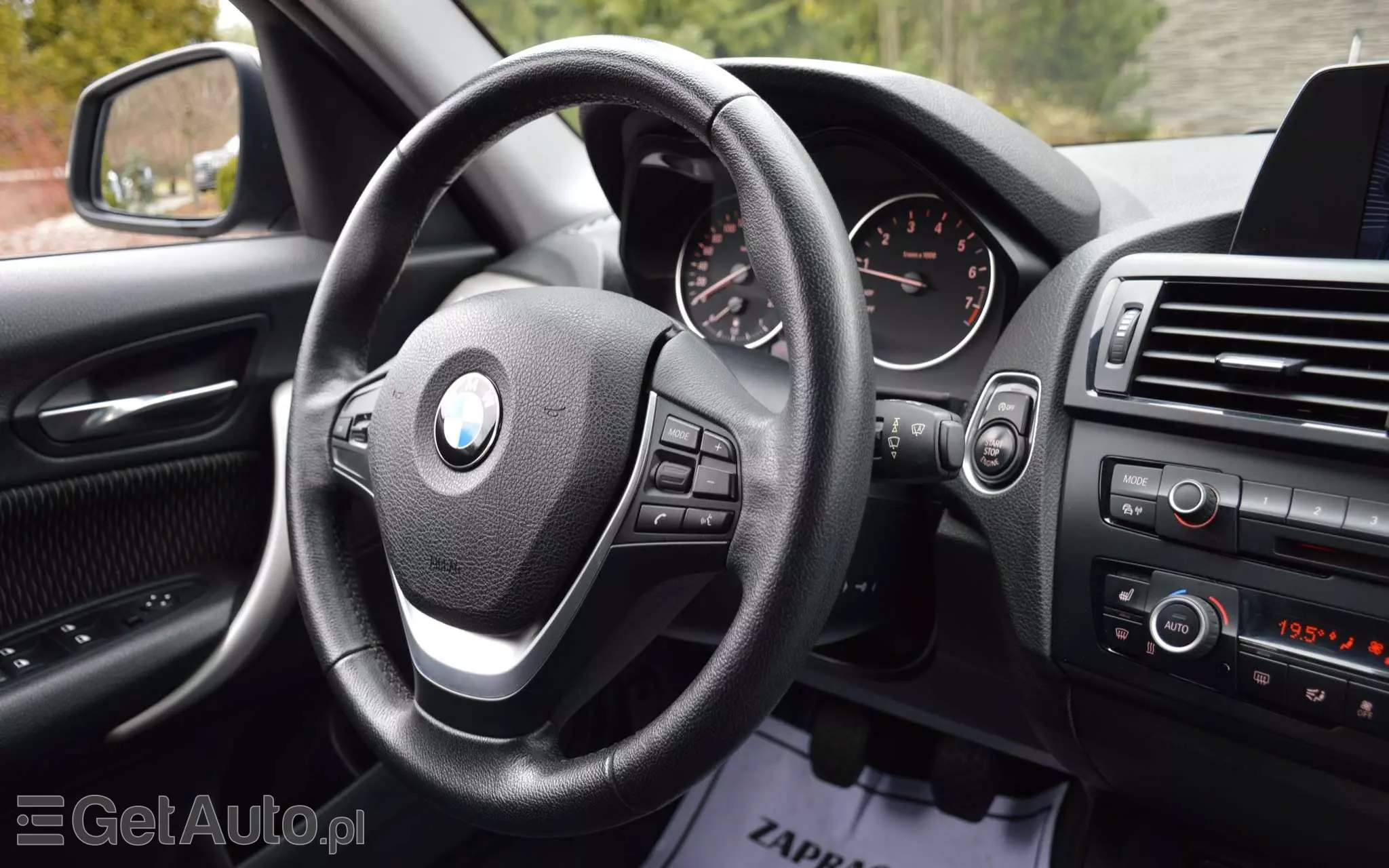 BMW Seria 1 116i Sport Line
