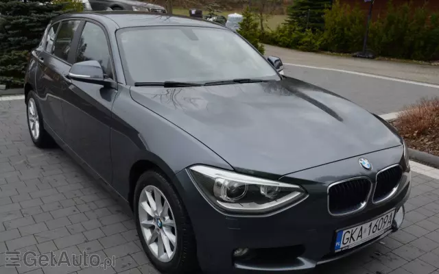 BMW Seria 1 116i Sport Line