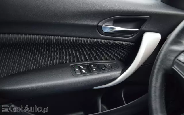 BMW Seria 1 116i Sport Line