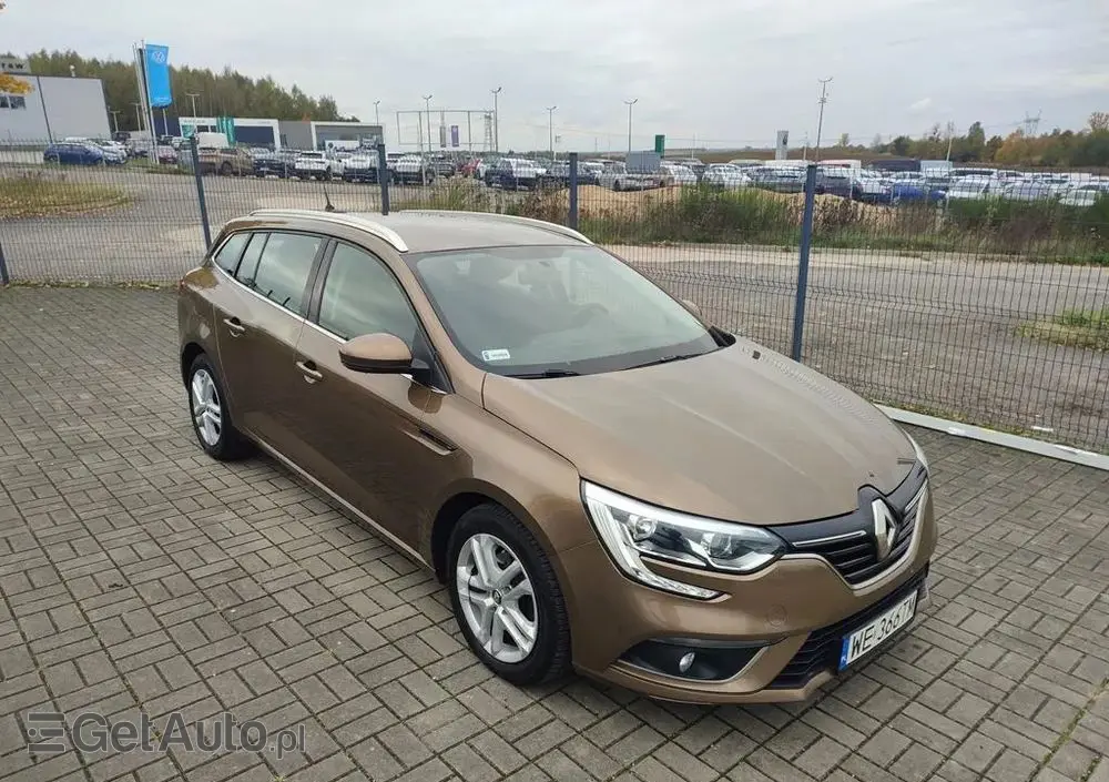 RENAULT Megane 1.6 SCe Zen
