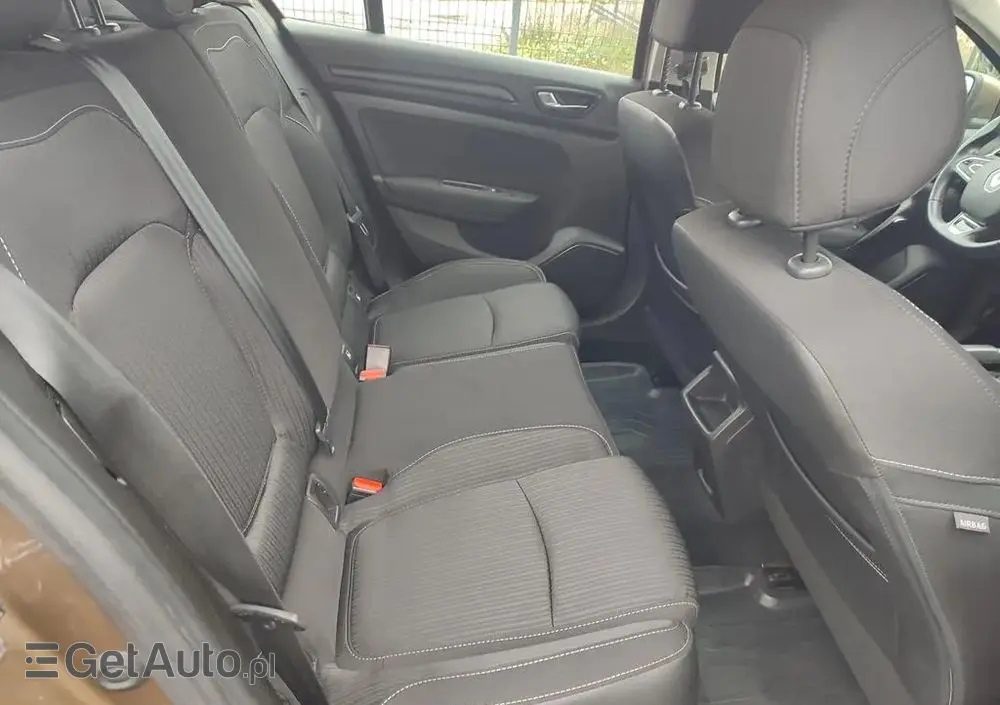 RENAULT Megane 1.6 SCe Zen