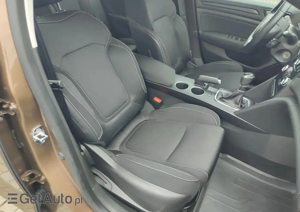 RENAULT Megane 1.6 SCe Zen