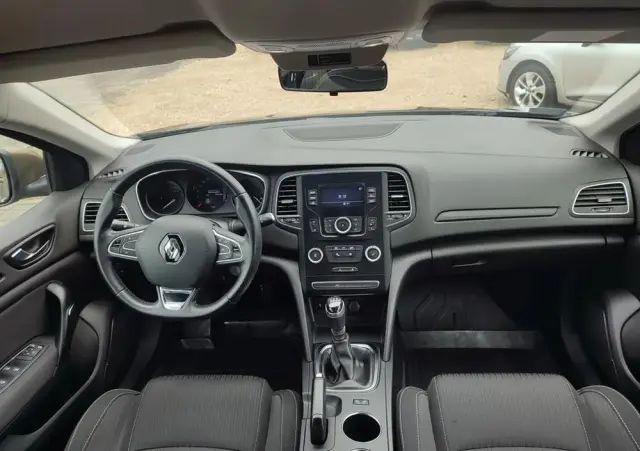 RENAULT Megane 1.6 SCe Zen