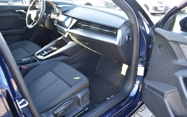 AUDI A3 Sportback 30 TDI S tronic