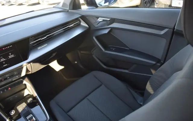 AUDI A3 Sportback 30 TDI S tronic