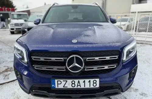 MERCEDES-BENZ GLB 