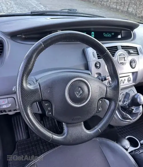 RENAULT Scenic 