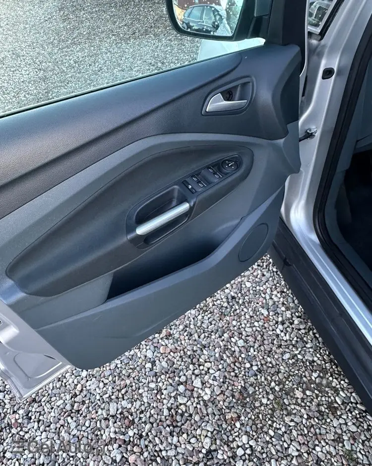 FORD Grand C-MAX 1.6 TDCi Start-Stop-System Ambiente