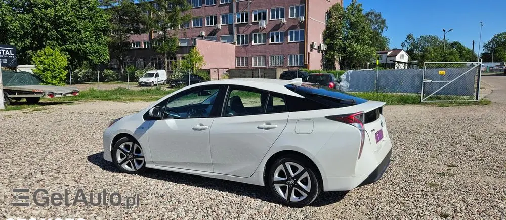 TOYOTA Prius Hybrid