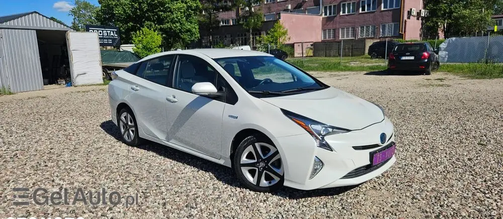 TOYOTA Prius Hybrid