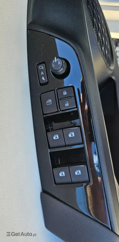 TOYOTA Prius Hybrid