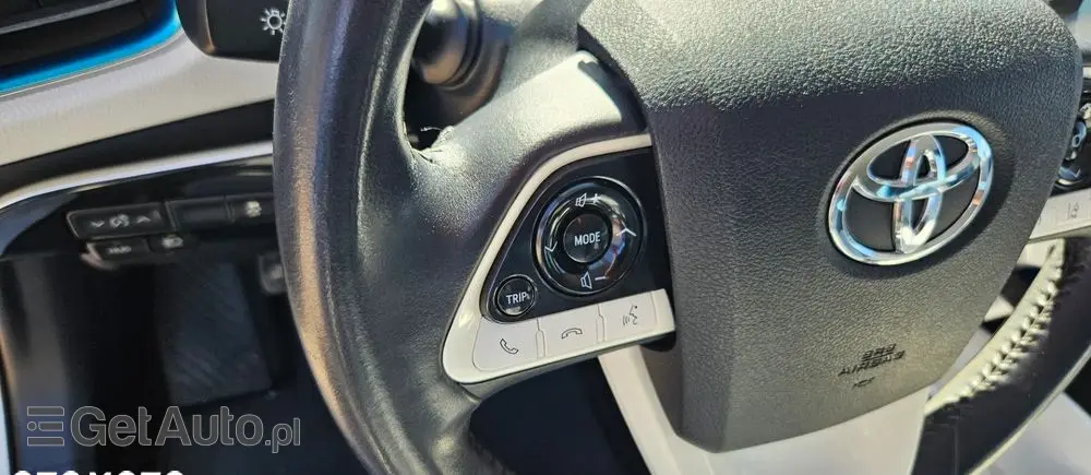 TOYOTA Prius Hybrid