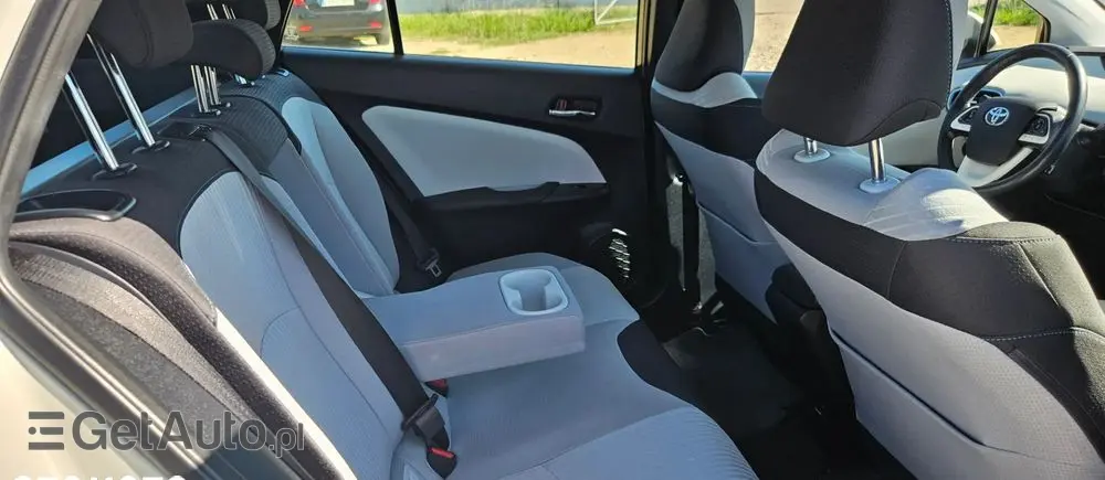 TOYOTA Prius Hybrid