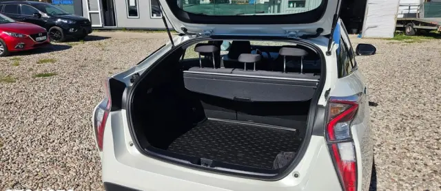 TOYOTA Prius Hybrid