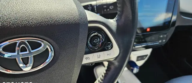 TOYOTA Prius Hybrid