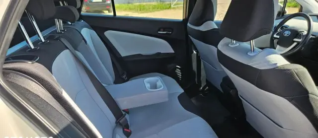 TOYOTA Prius Hybrid