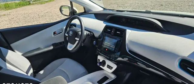 TOYOTA Prius Hybrid