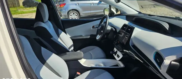 TOYOTA Prius Hybrid