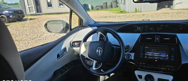 TOYOTA Prius Hybrid
