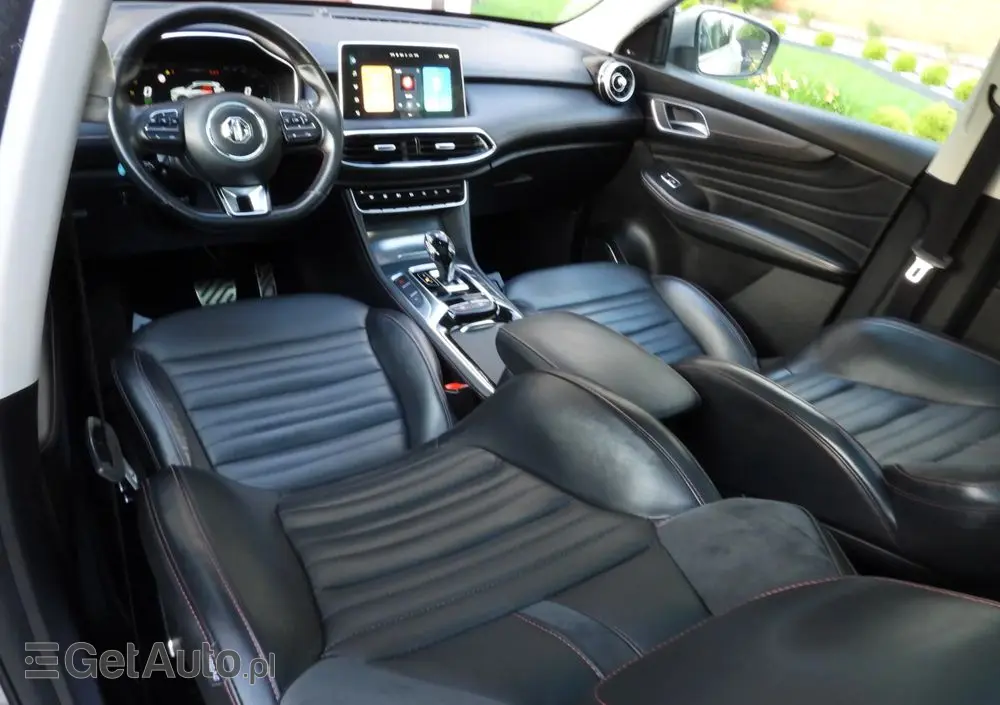 MG HS PHEV Luxury