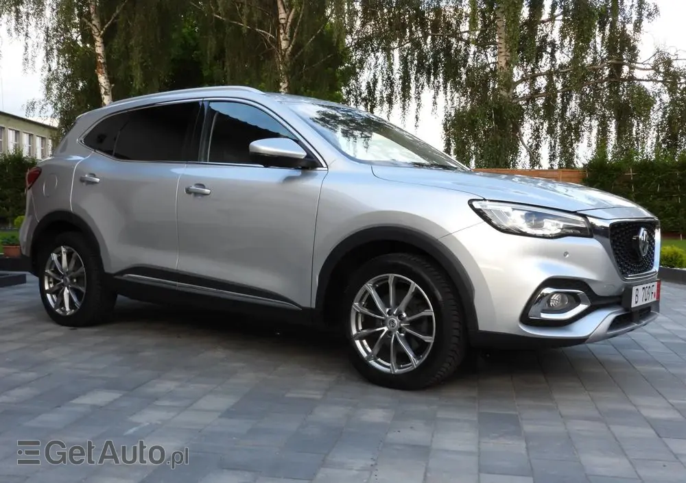 MG HS PHEV Luxury