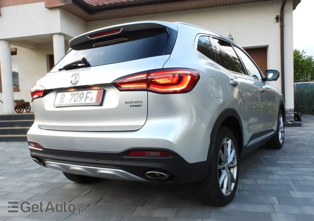 MG HS PHEV Luxury