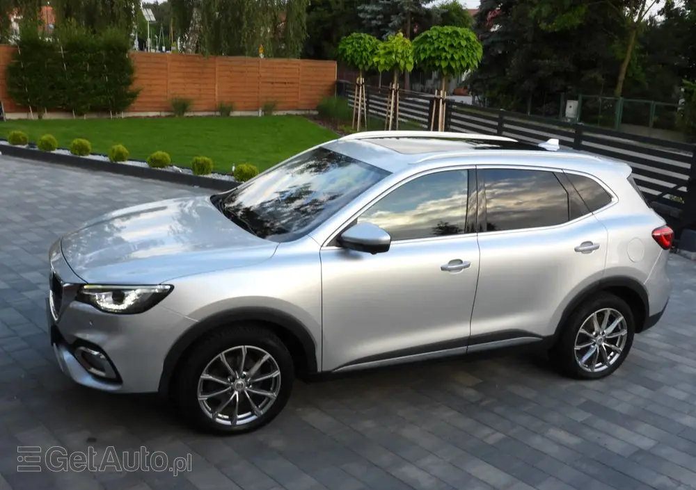MG HS PHEV Luxury