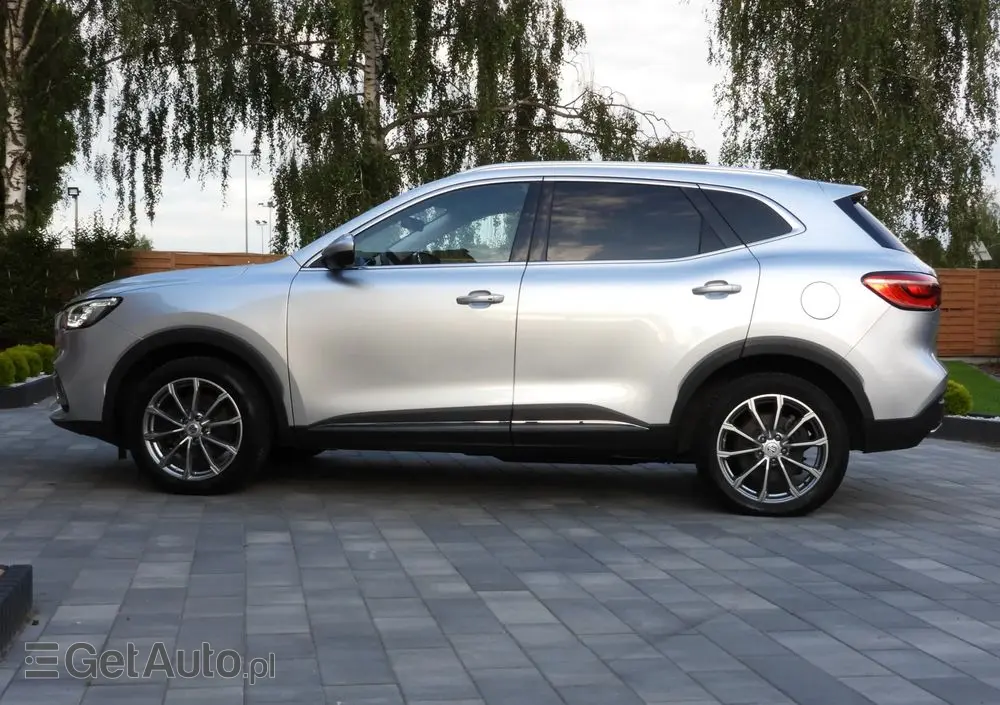 MG HS PHEV Luxury