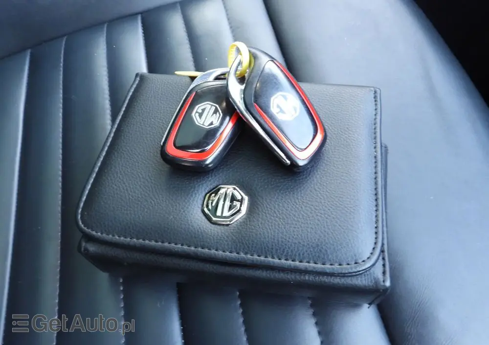MG HS PHEV Luxury