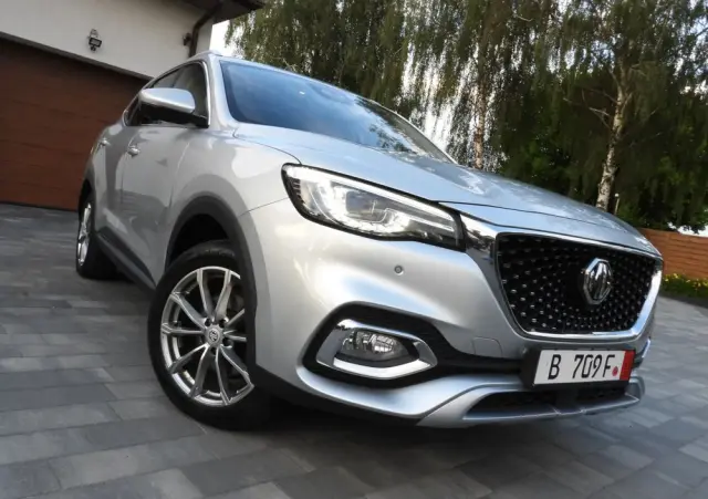 MG HS PHEV Luxury