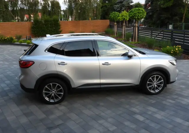 MG HS PHEV Luxury