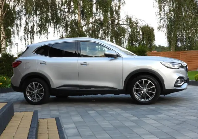 MG HS PHEV Luxury