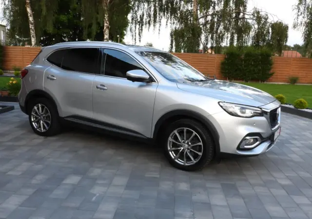 MG HS PHEV Luxury