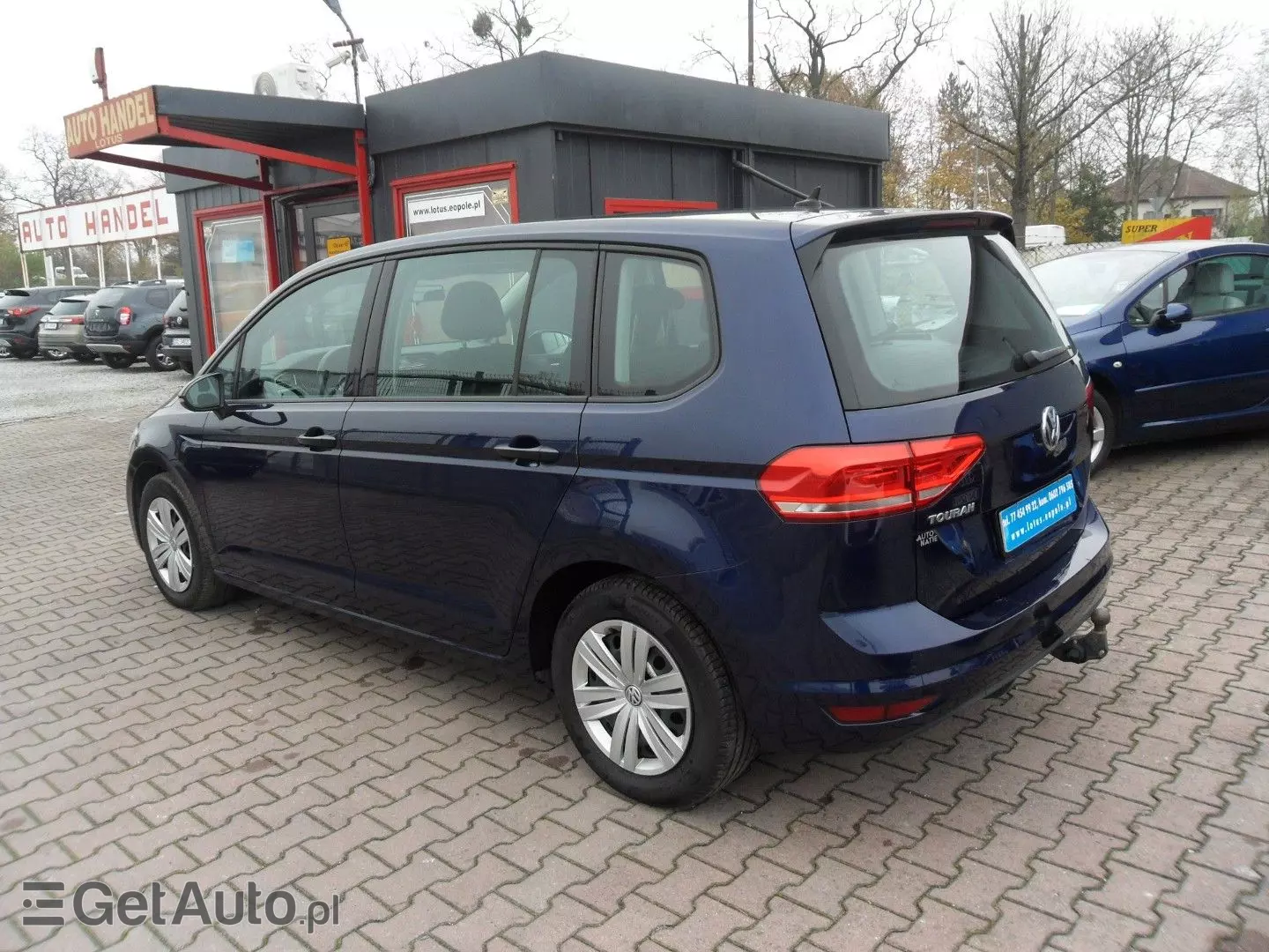 VOLKSWAGEN Touran 